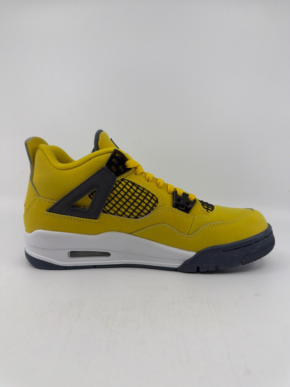 AJ 4 (GS) - LIGHTNING (2021)