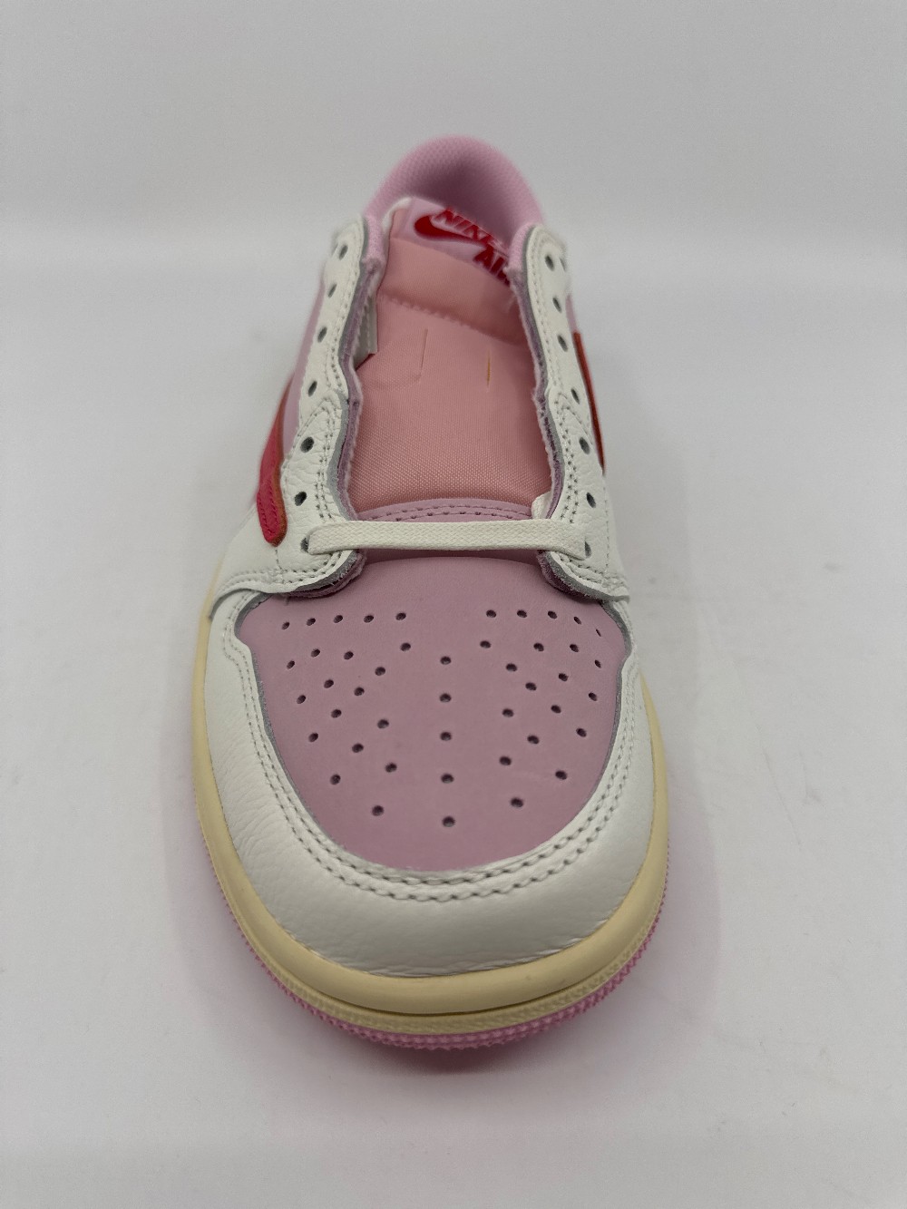 AJ 1 LOW X TRAVIS SCOTT - TROPICAL PINK