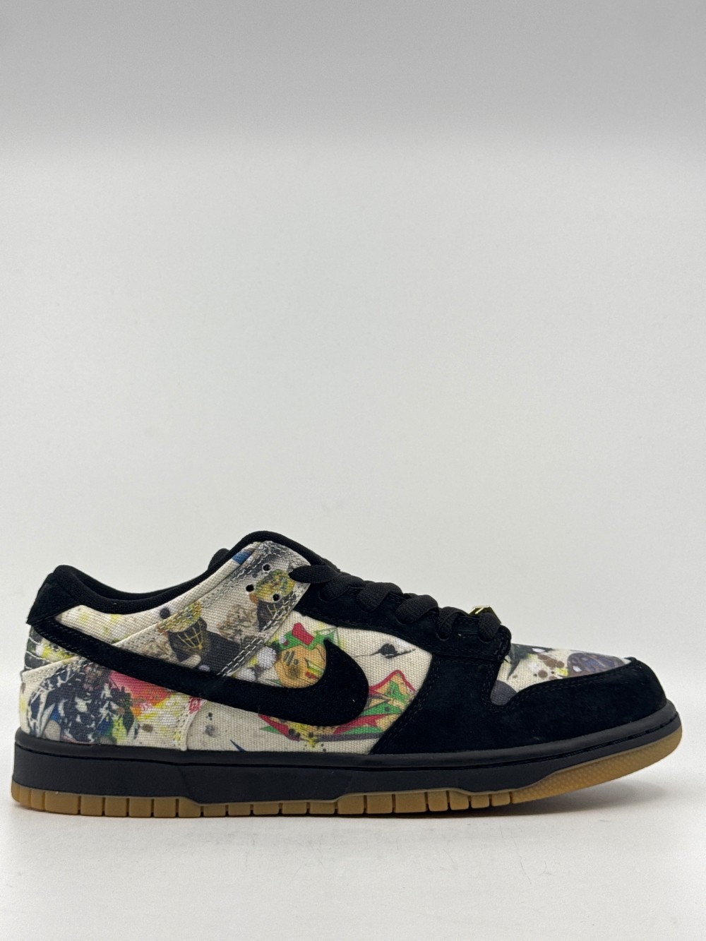 NIKE SB DUNK LOW X SUPREME - RAMMELLZEE