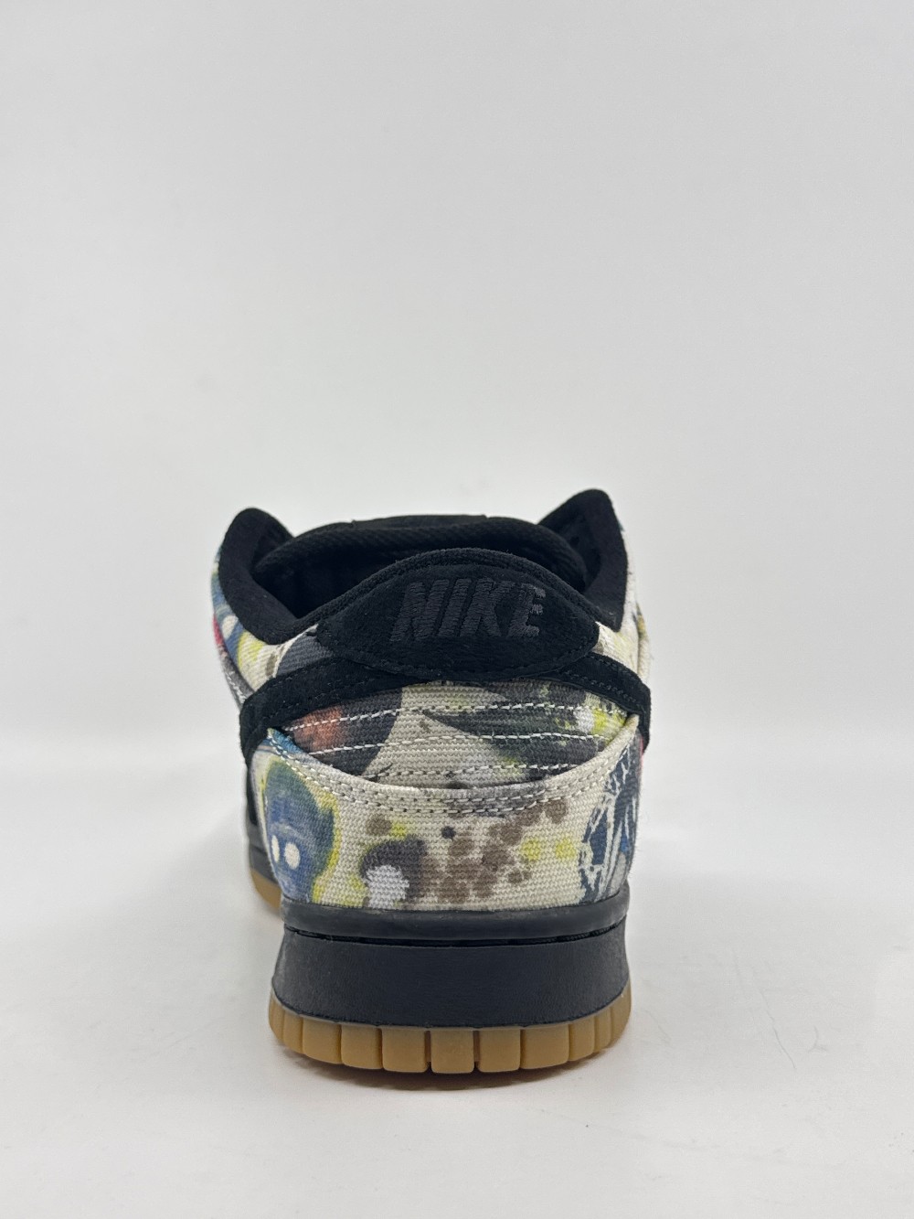 NIKE SB DUNK LOW X SUPREME - RAMMELLZEE
