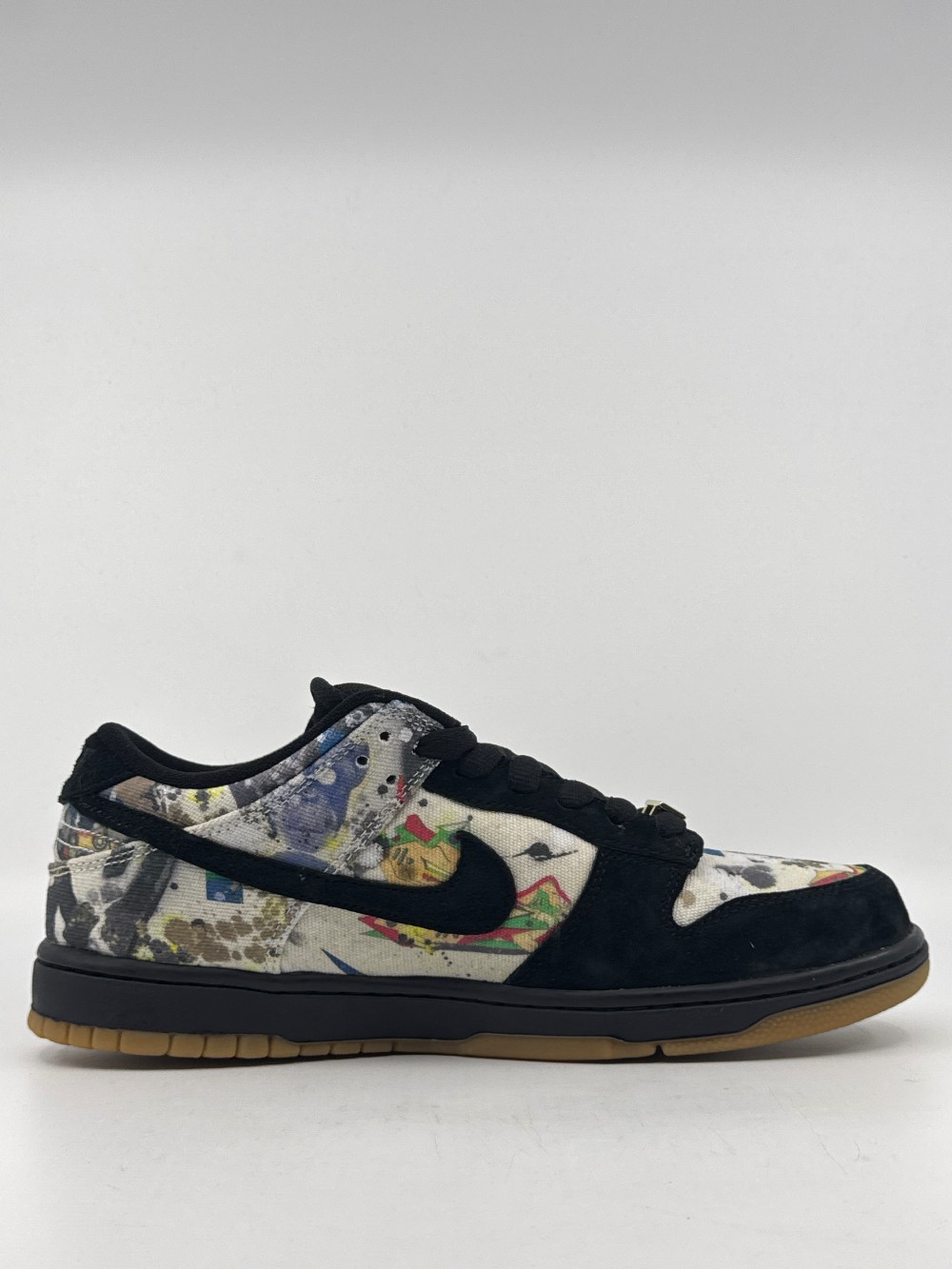 NIKE SB DUNK LOW X SUPREME - RAMMELLZEE