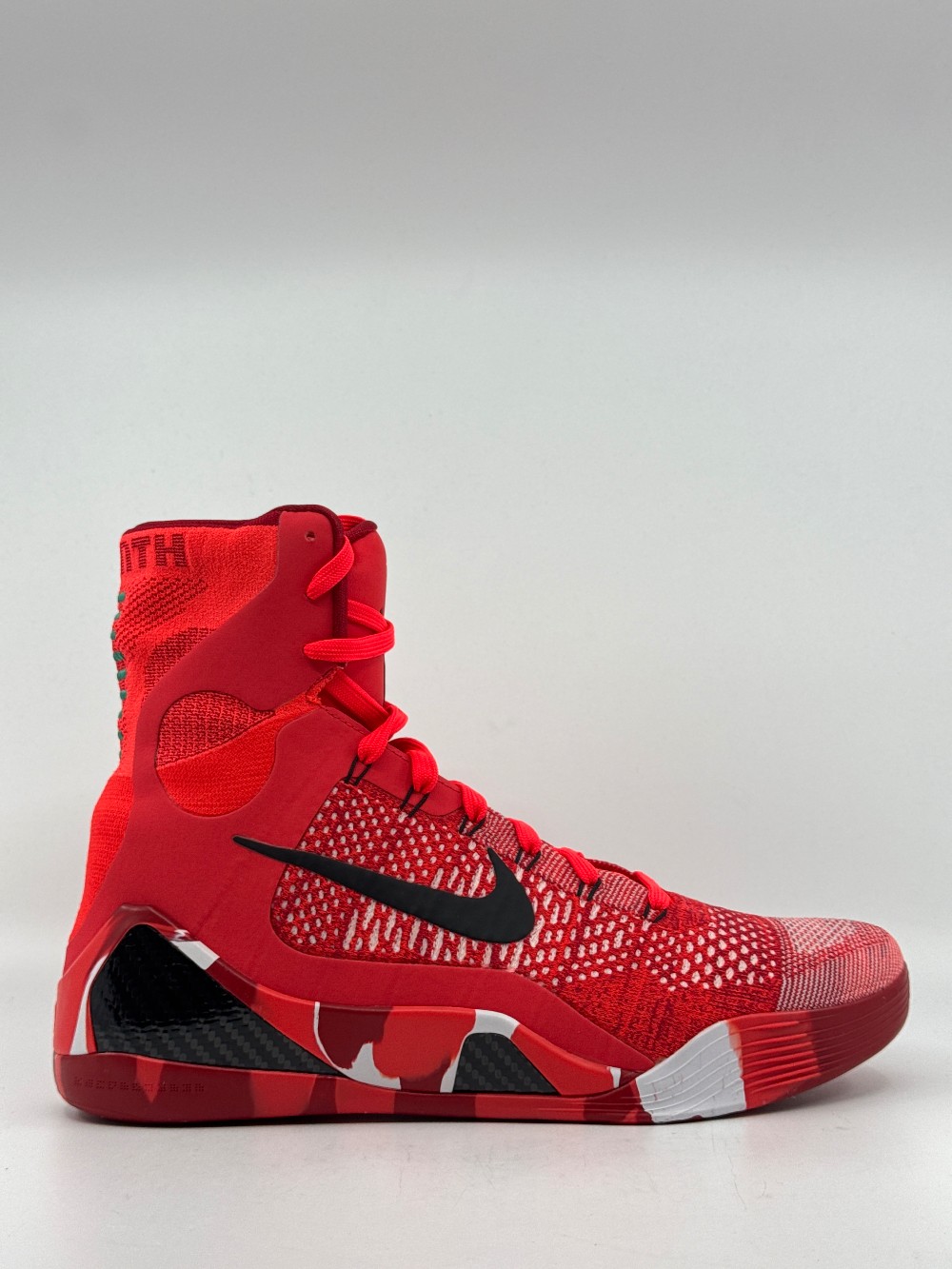 NIKE KOBE 9 ELITE PROTRO - CHRISTMAS (2024)