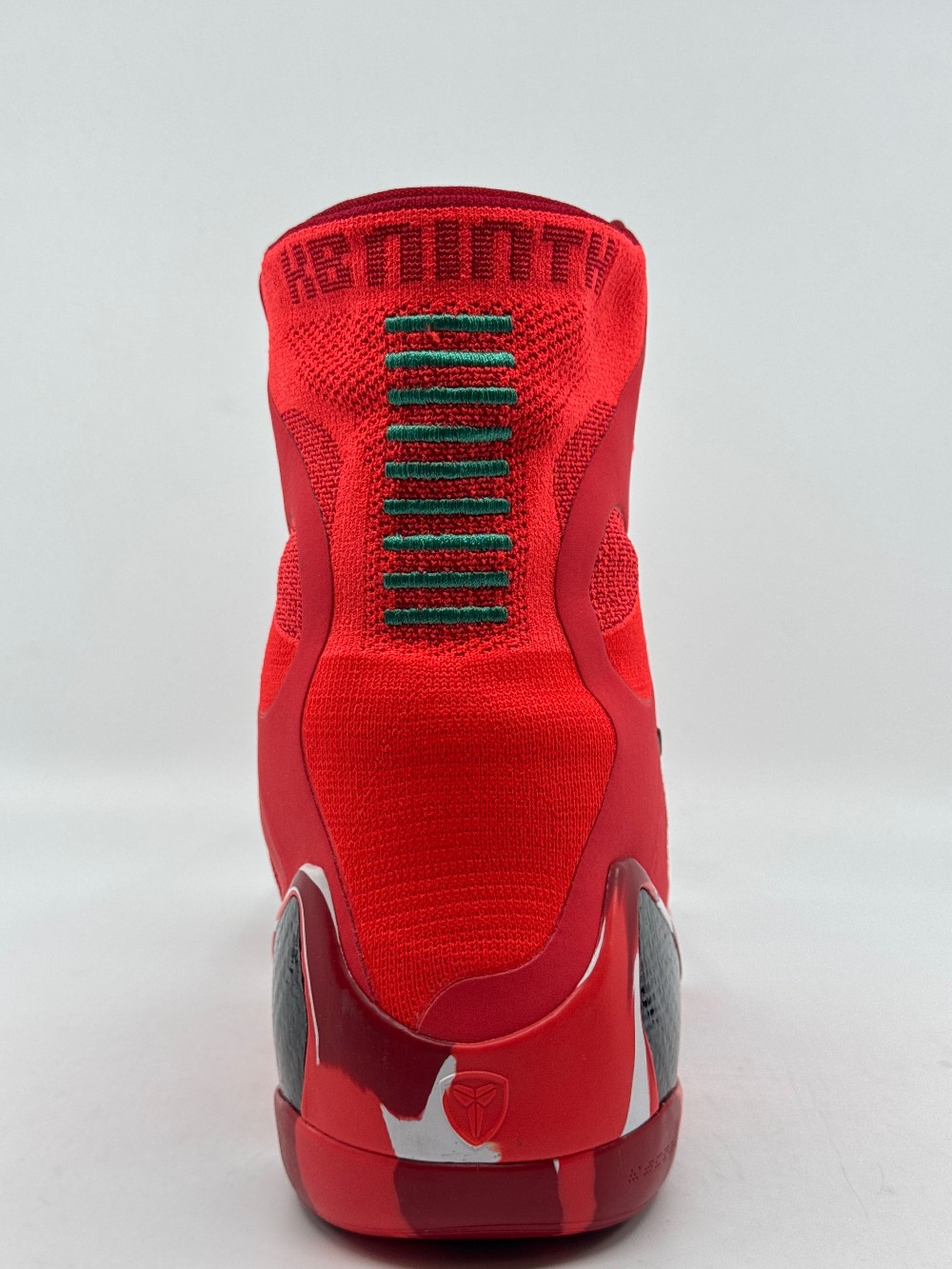 NIKE KOBE 9 ELITE PROTRO - CHRISTMAS (2024)