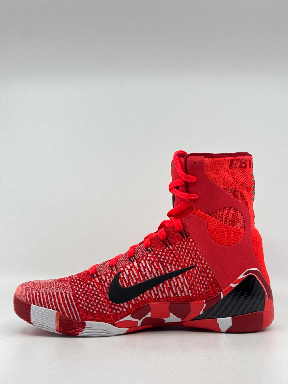 NIKE KOBE 9 ELITE PROTRO - CHRISTMAS (2024)