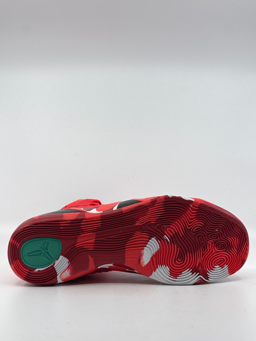 NIKE KOBE 9 ELITE PROTRO - CHRISTMAS (2024)