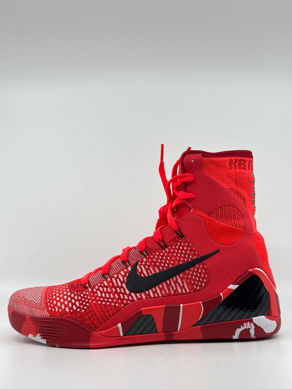 NIKE KOBE 9 ELITE PROTRO - CHRISTMAS (2024)