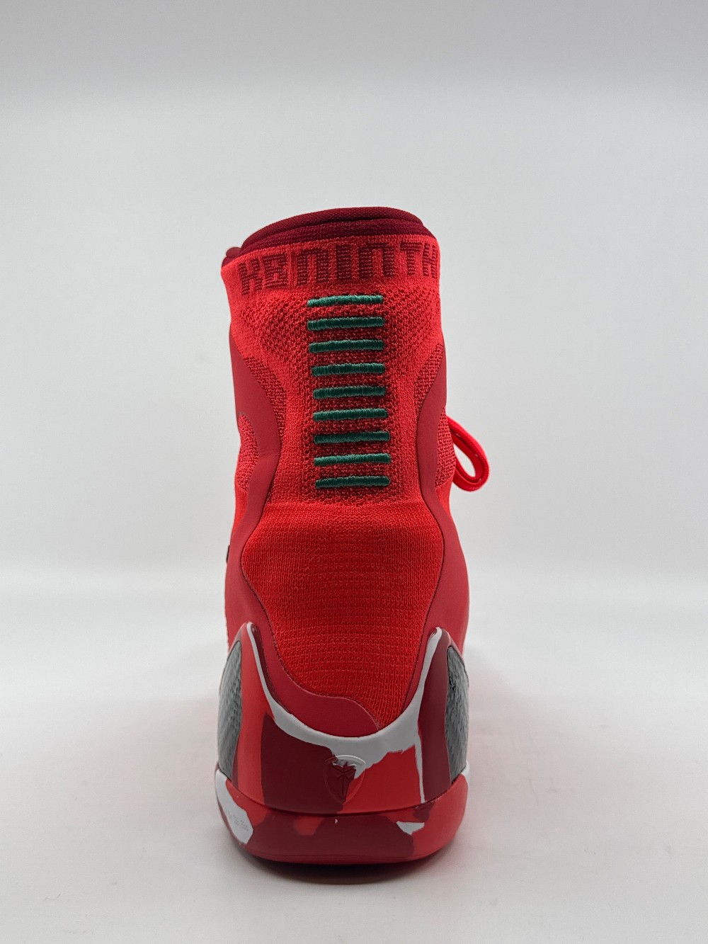 NIKE KOBE 9 ELITE PROTRO - CHRISTMAS (2024)