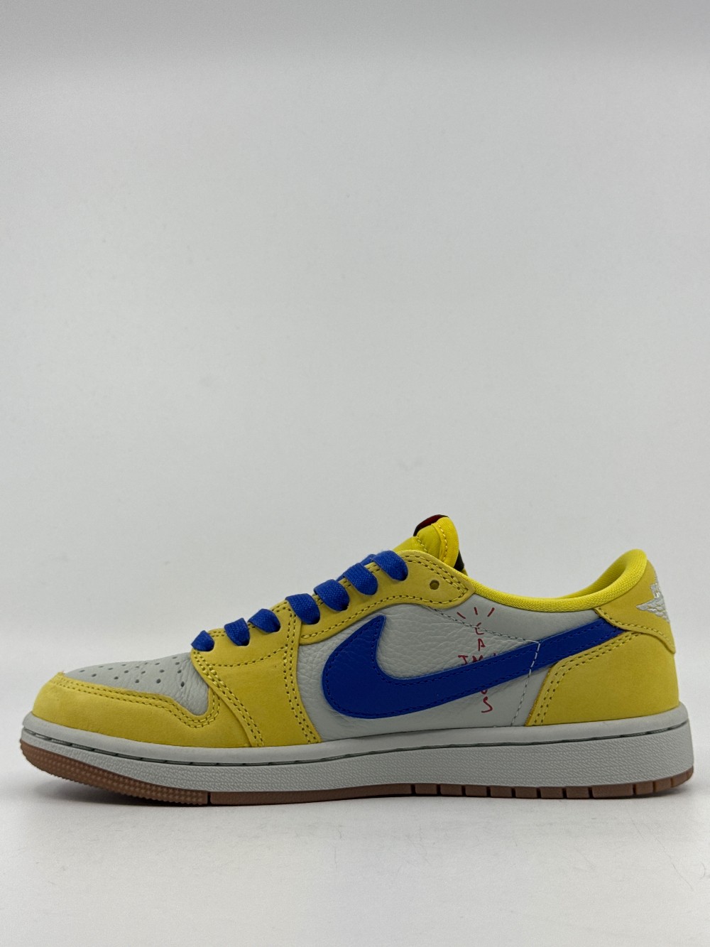 *USED* AJ 1 LOW X TRAVIS SCOTT (W) - CANARY