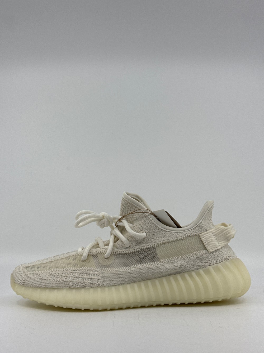 YEEZY 350 BOOST V2 - BONE