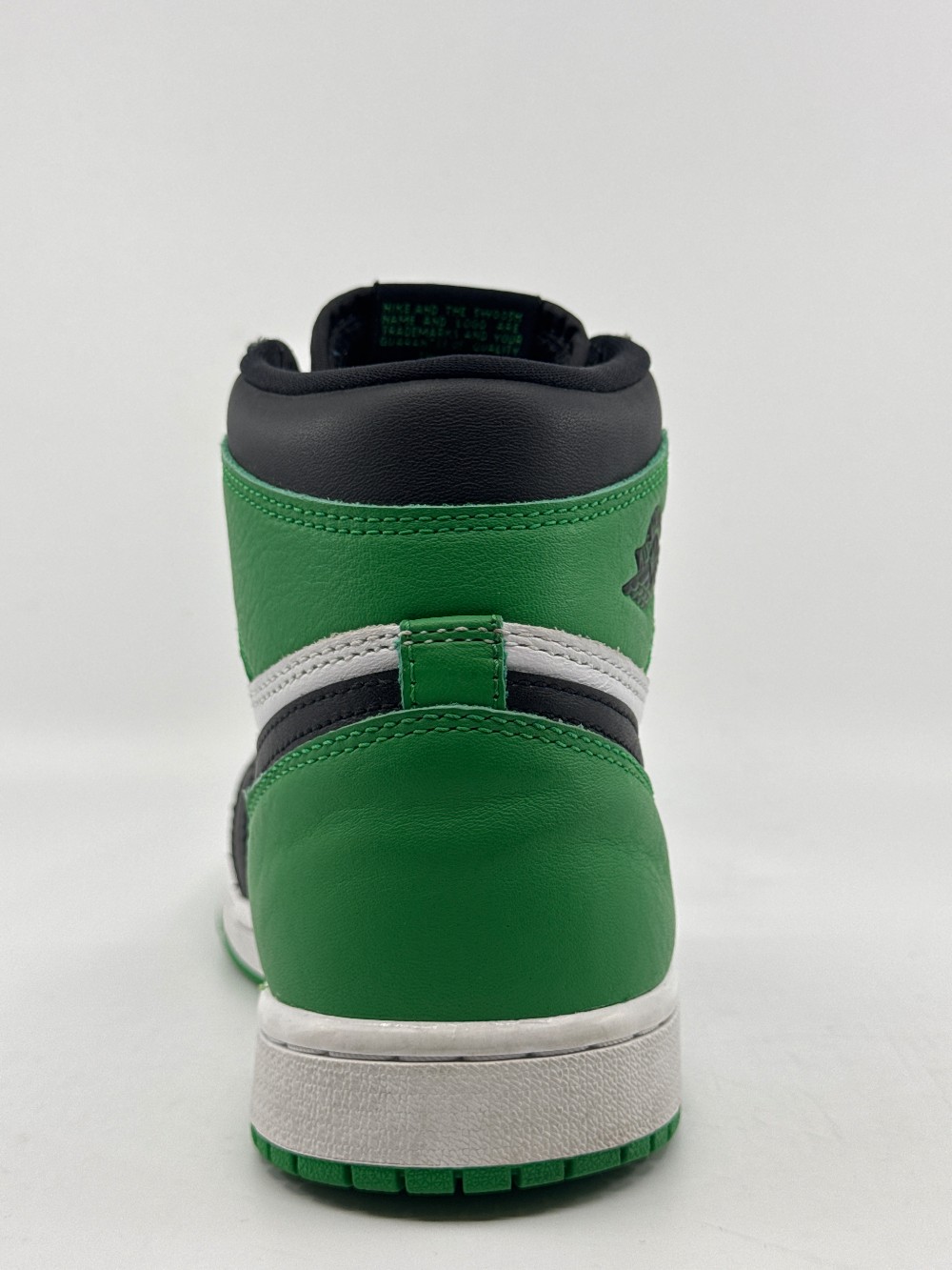 *USED* AJ 1 - LUCKY GREEN