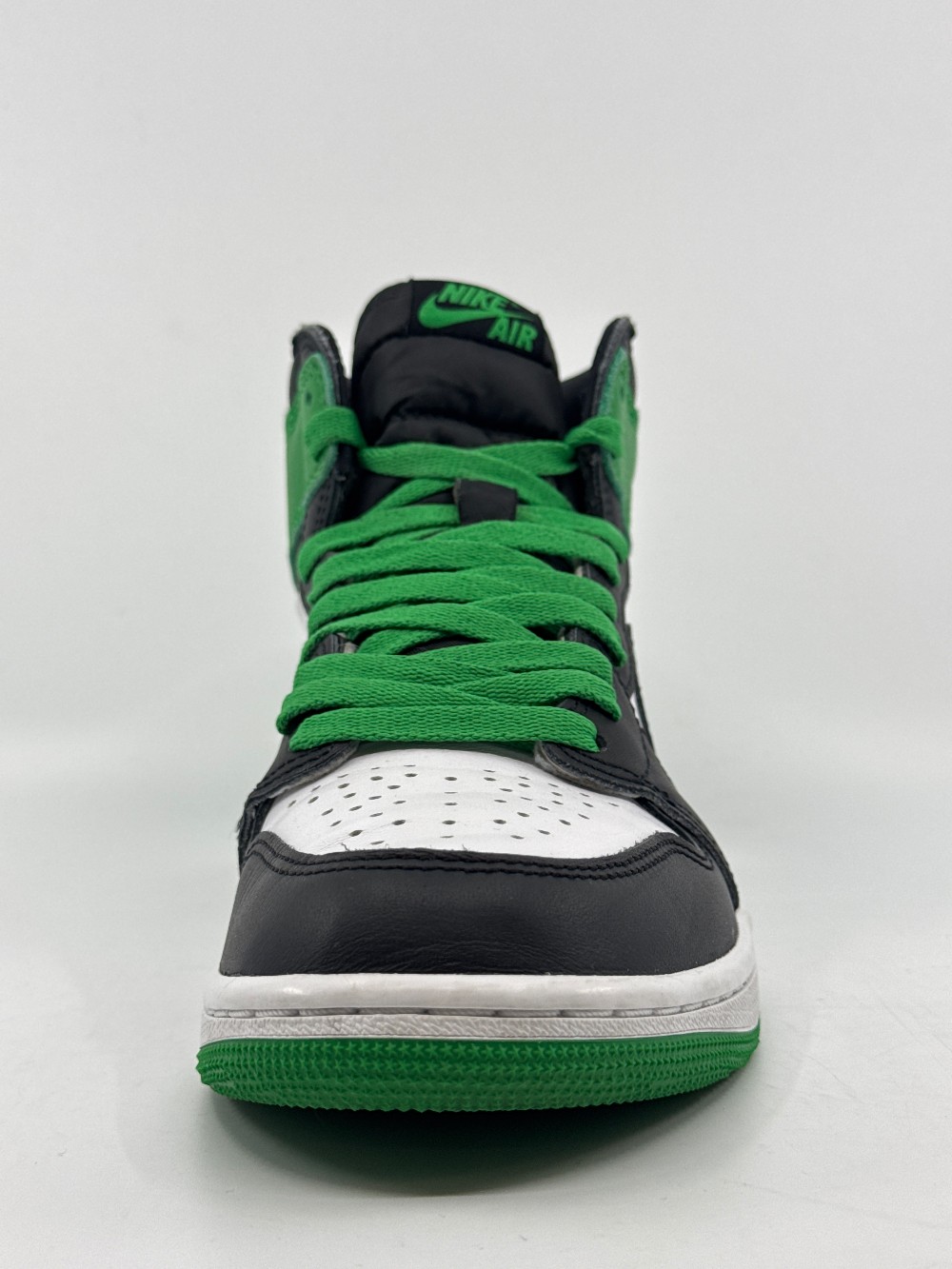 *USED* AJ 1 - LUCKY GREEN