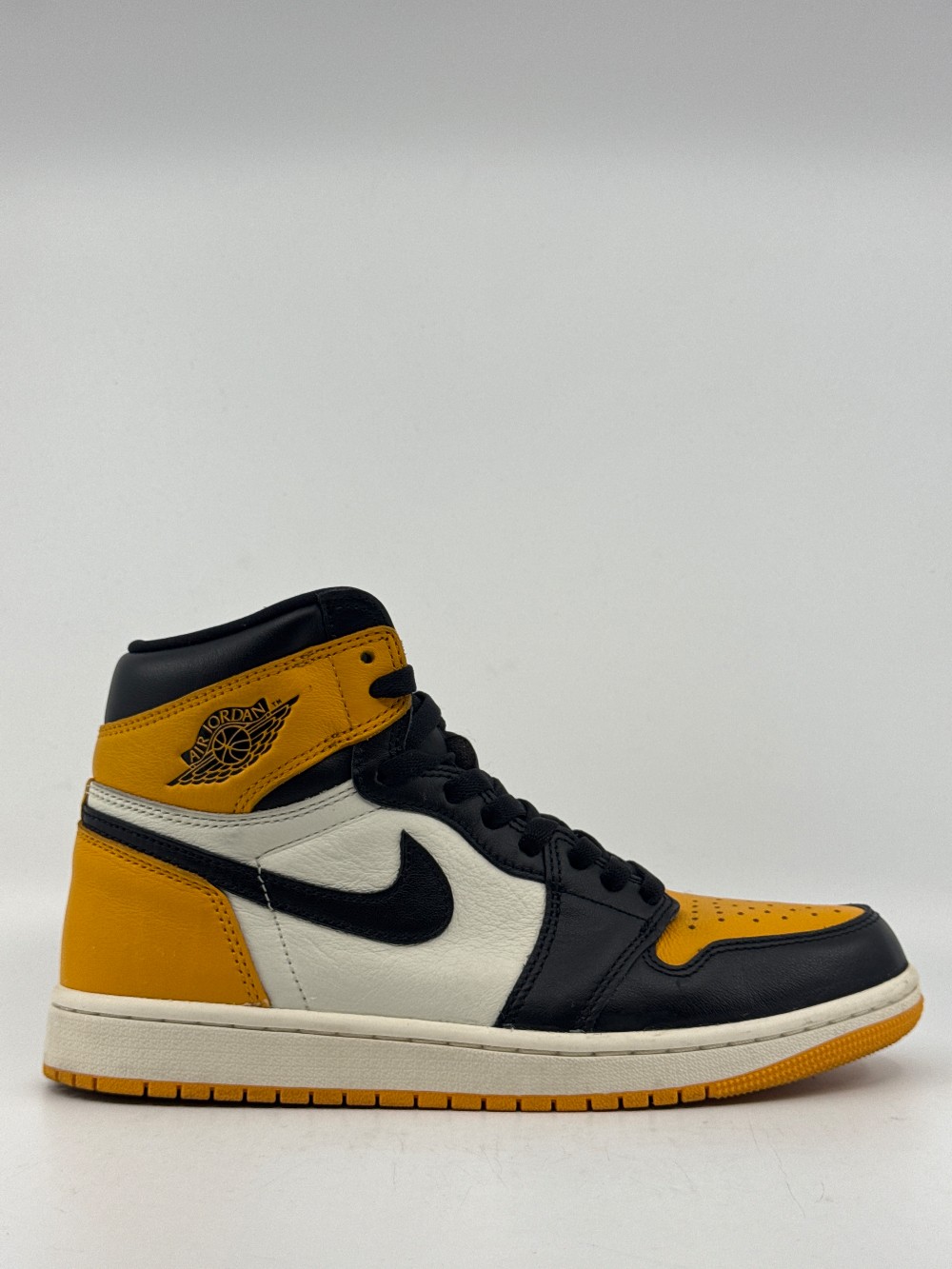 *USED* AJ 1 - TAXI
