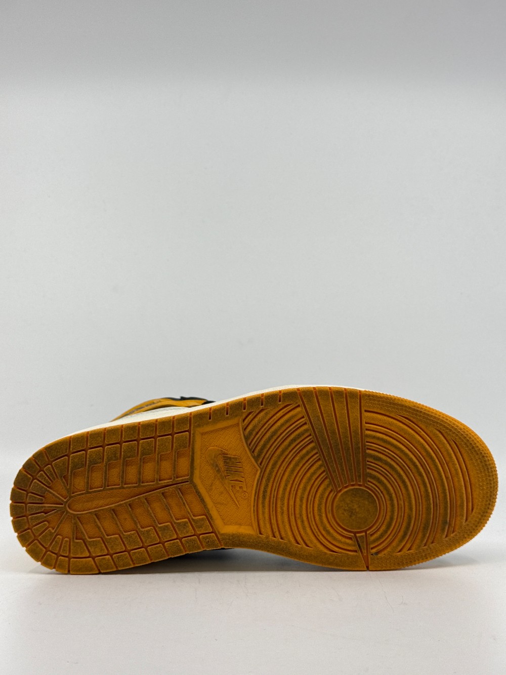 *USED* AJ 1 - TAXI
