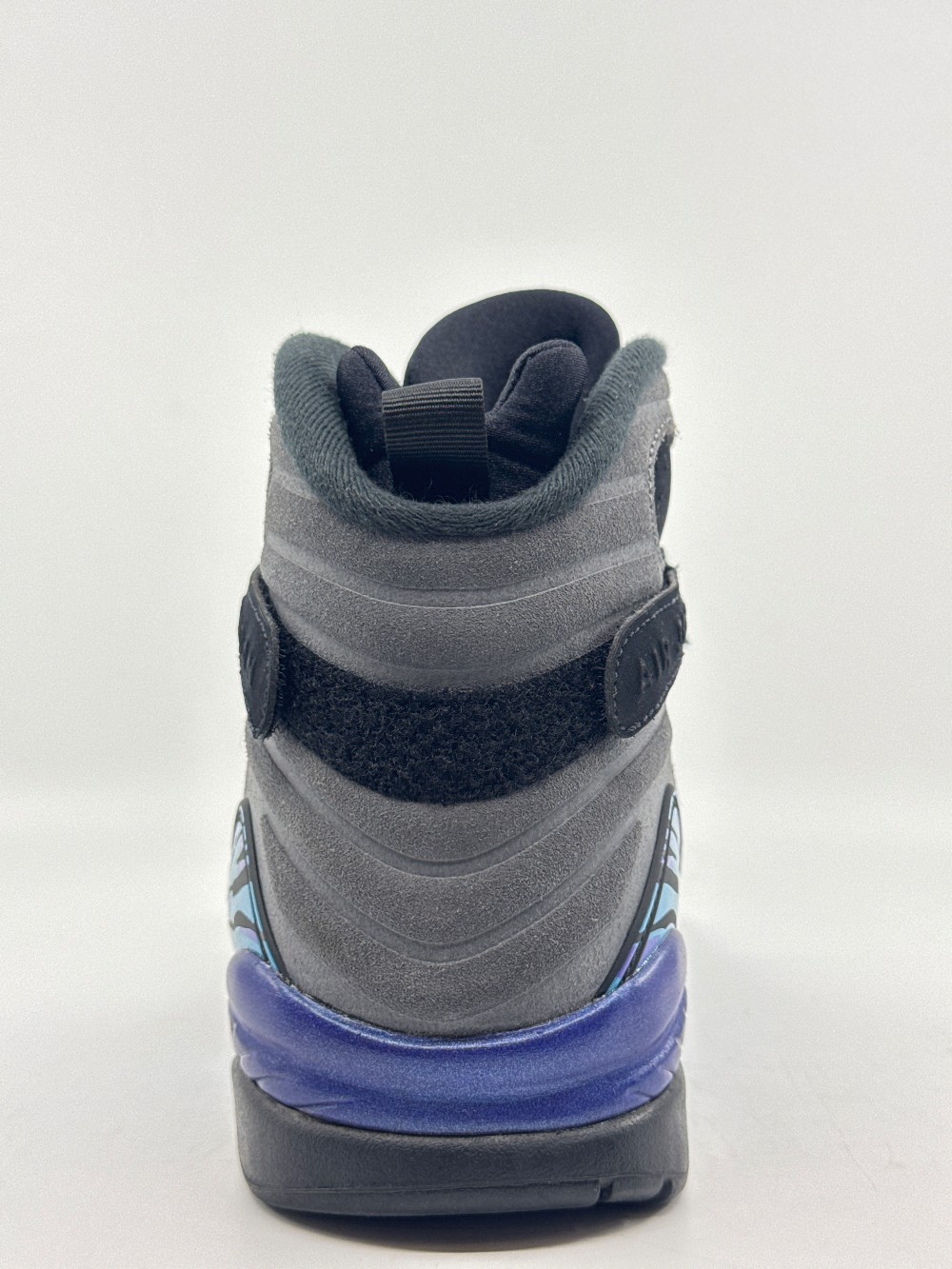 *USED* AJ 8 - AQUA (2025)