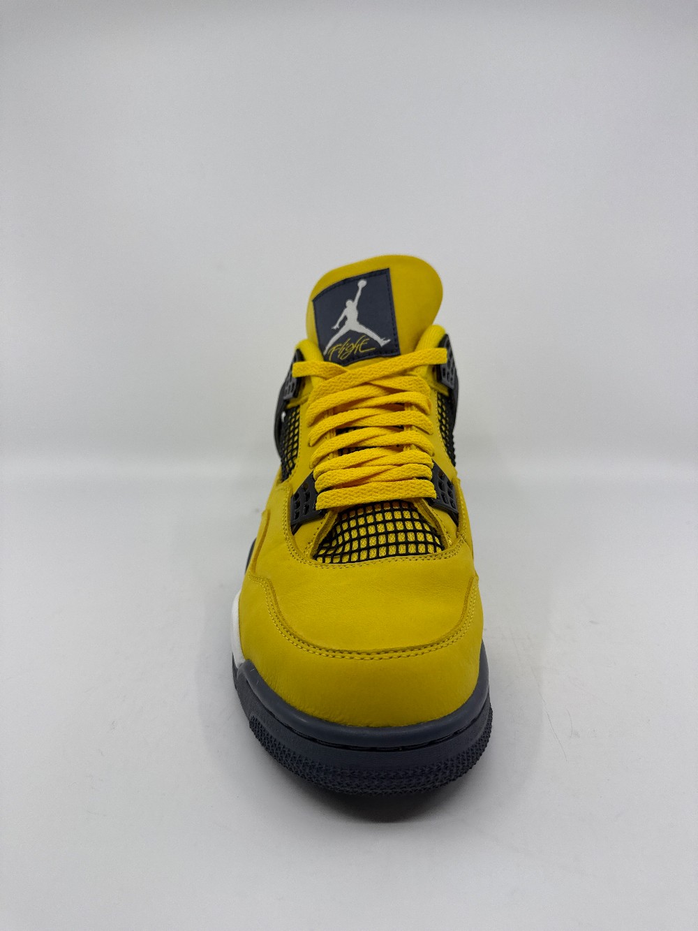 *VNDS* AJ 4 - LIGHTNING (2021)