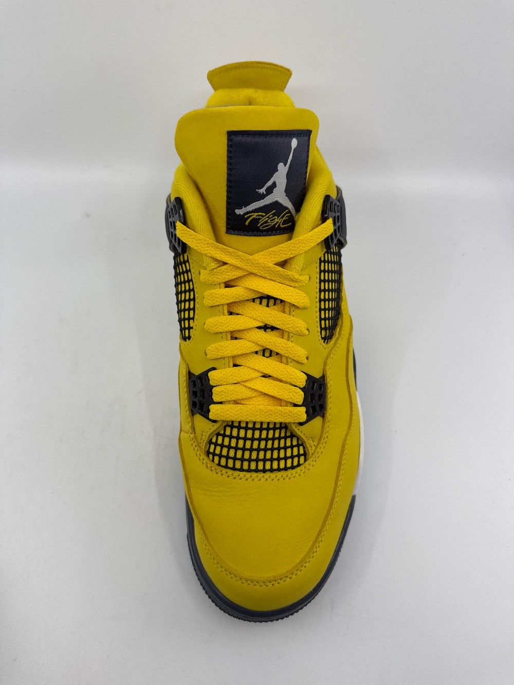 *VNDS* AJ 4 - LIGHTNING (2021)
