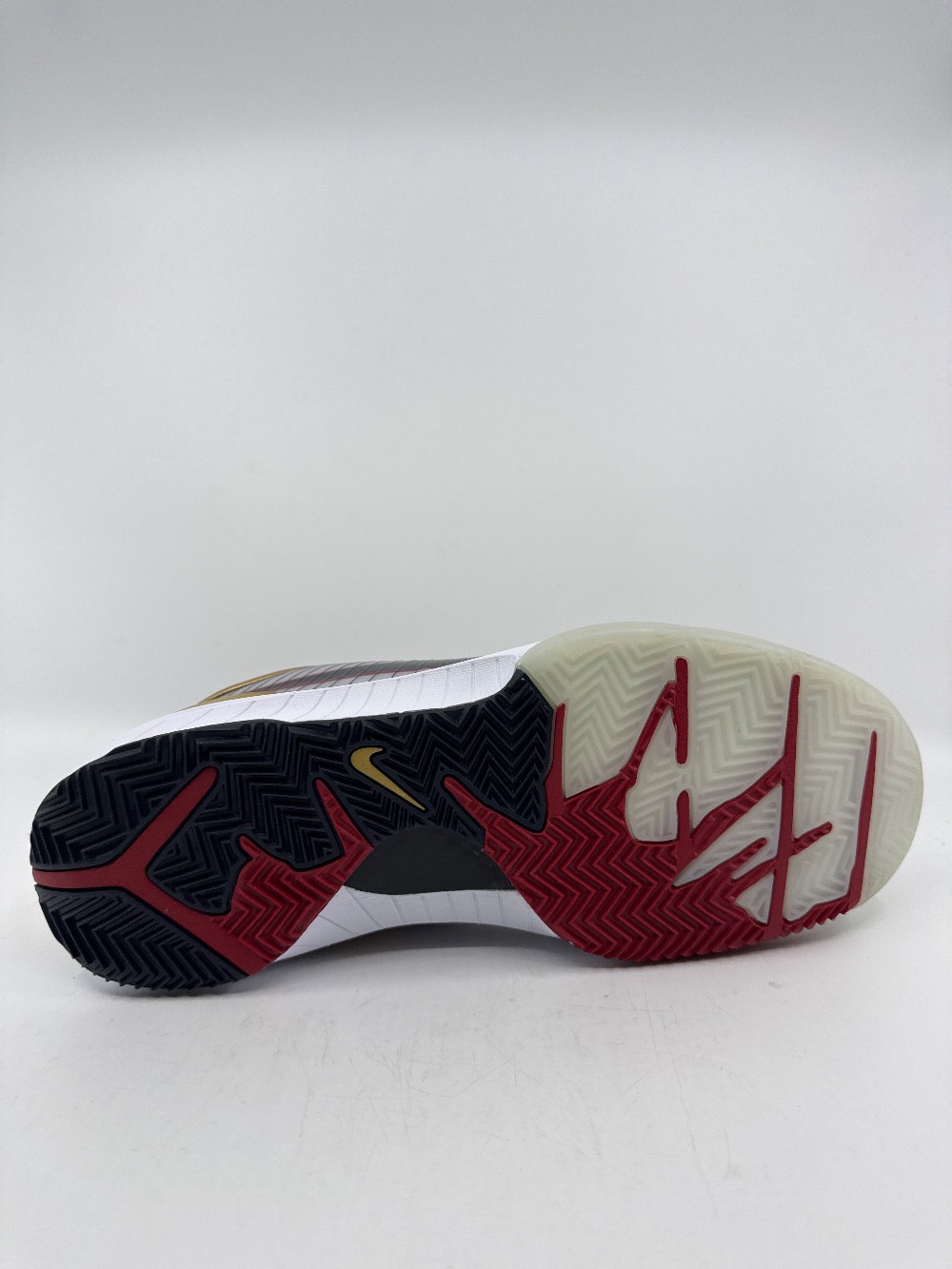 NIKE KOBE 4 PROTRO - GOLD MEDAL (2024)
