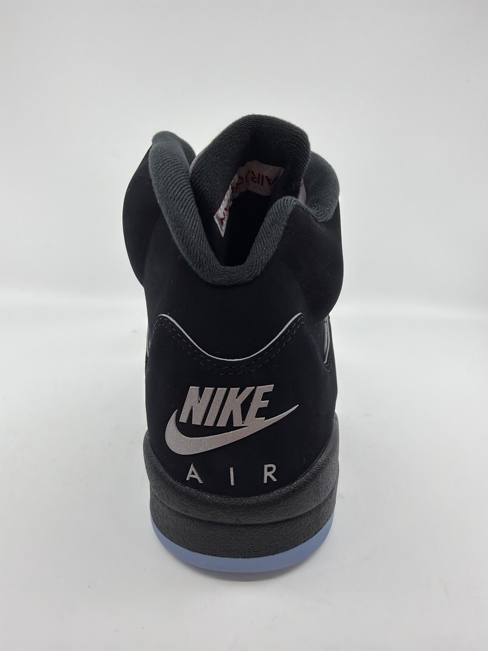 AJ 5 - BLACK METALLIC REIMAGINED