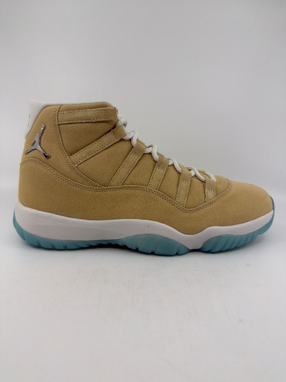 AJ 11 - H-TOWN