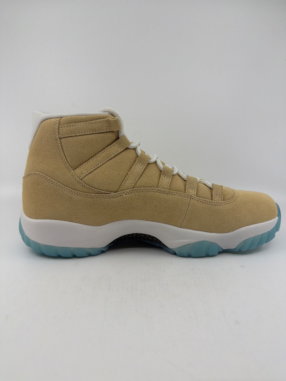 AJ 11 - H-TOWN