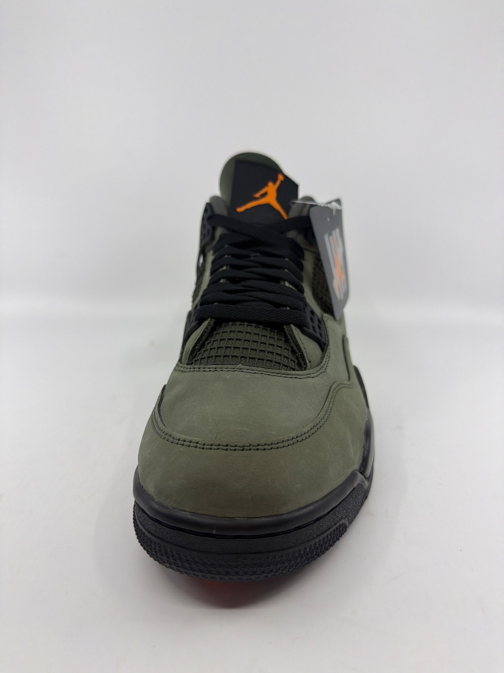 AJ 4 - UNDEFEATED (2025)
