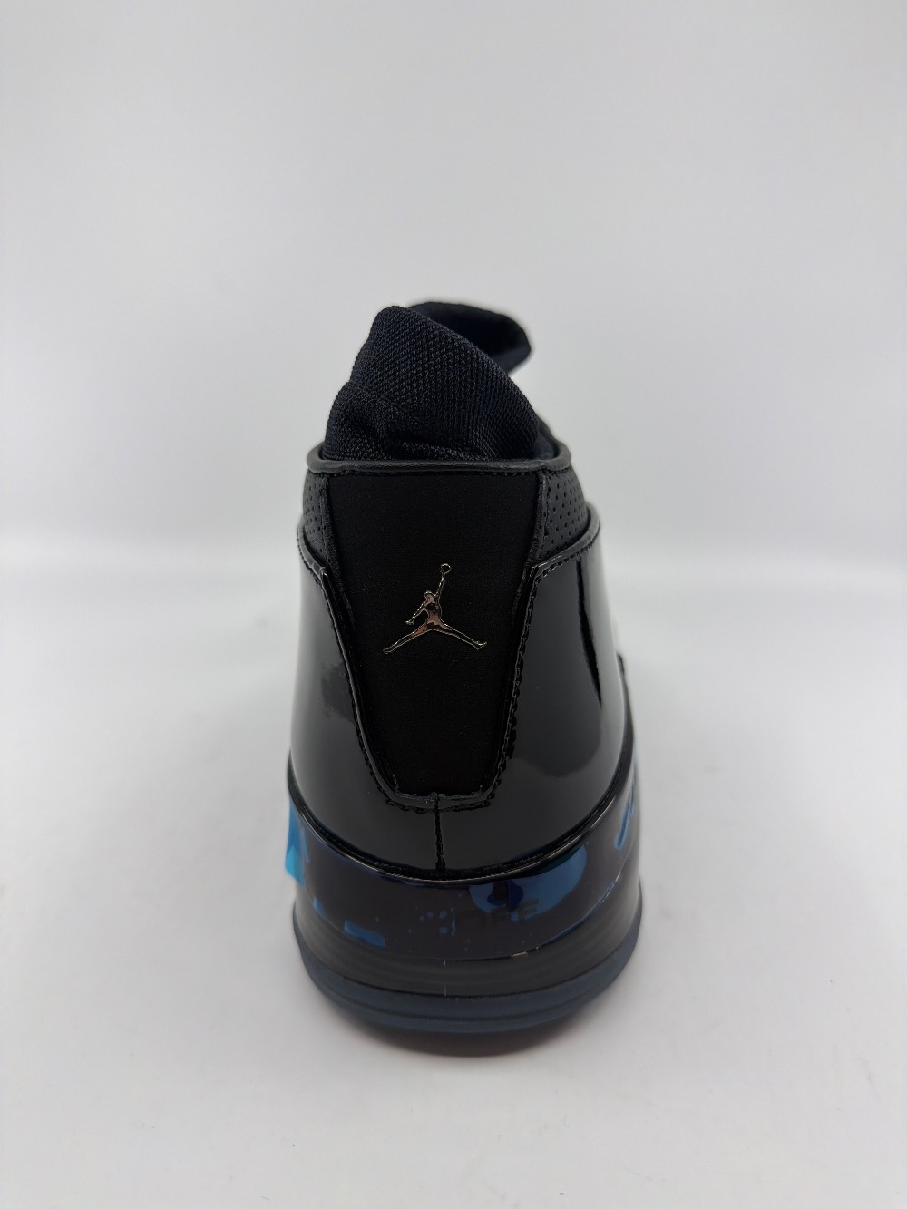 AJ 17 LOW - BLACK PATENT