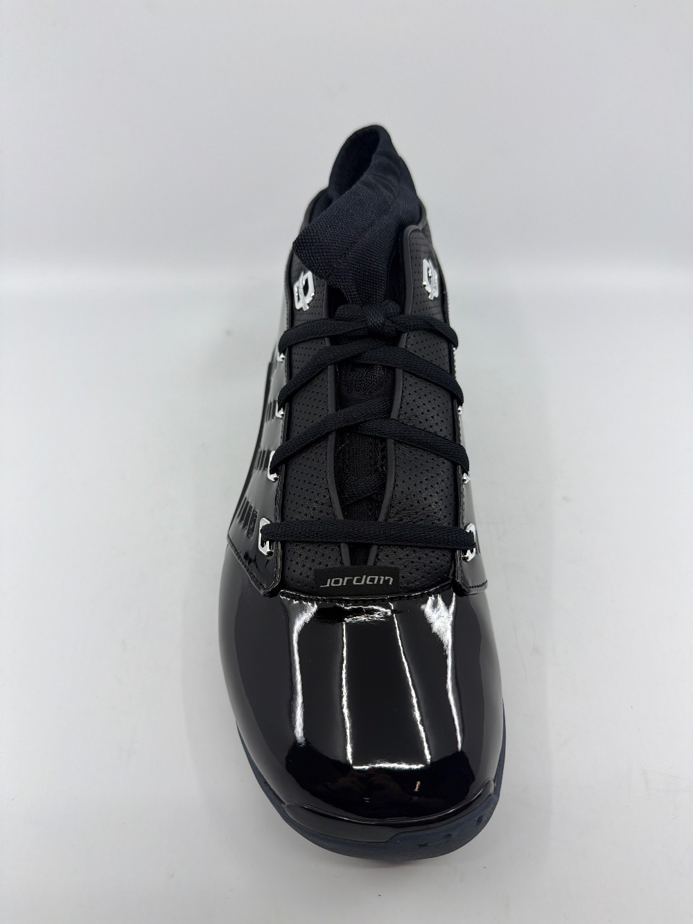 AJ 17 LOW - BLACK PATENT