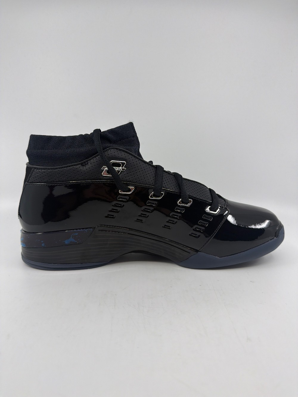 AJ 17 LOW - BLACK PATENT