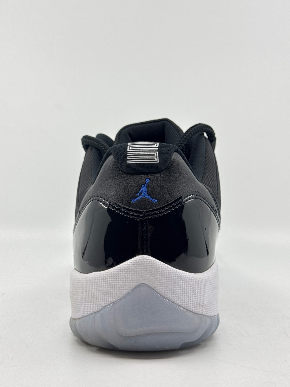 *USED* AJ 11 LOW - SPACE JAM