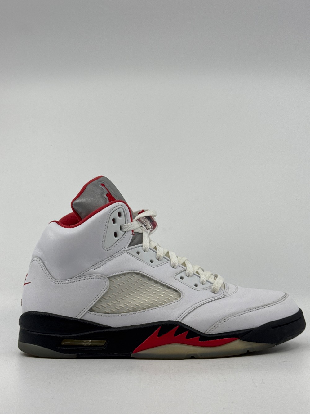 *USED* AJ 5 - FIRE RED SILVER TONGUE (2020)