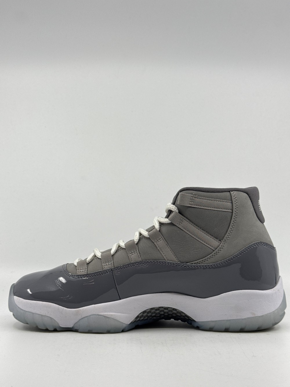 *USED* AJ 11 - COOL GREY (2021)