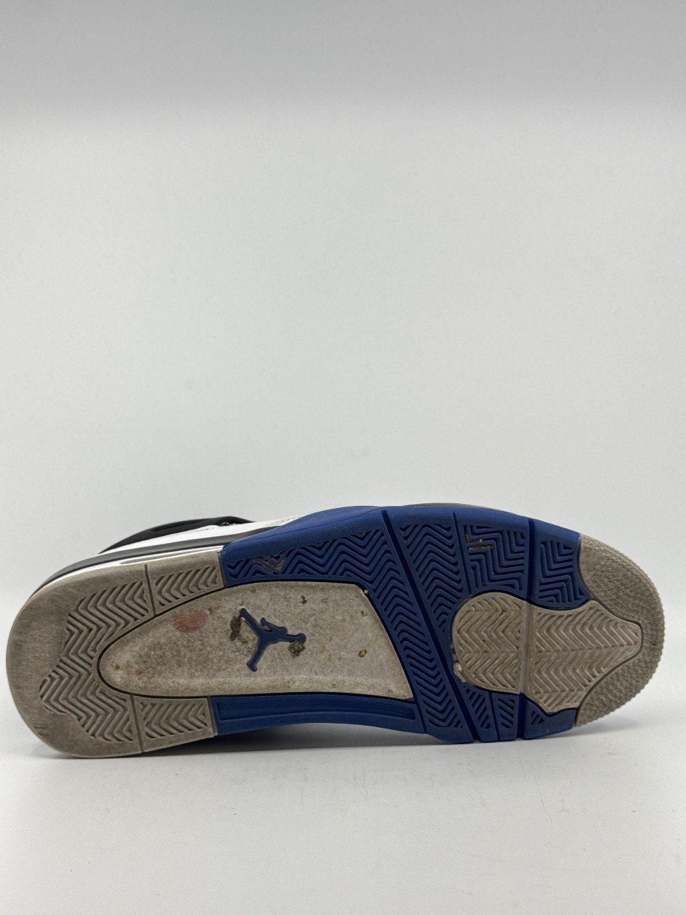 *USED* AJ 4 - MOTORSPORTS (2017)