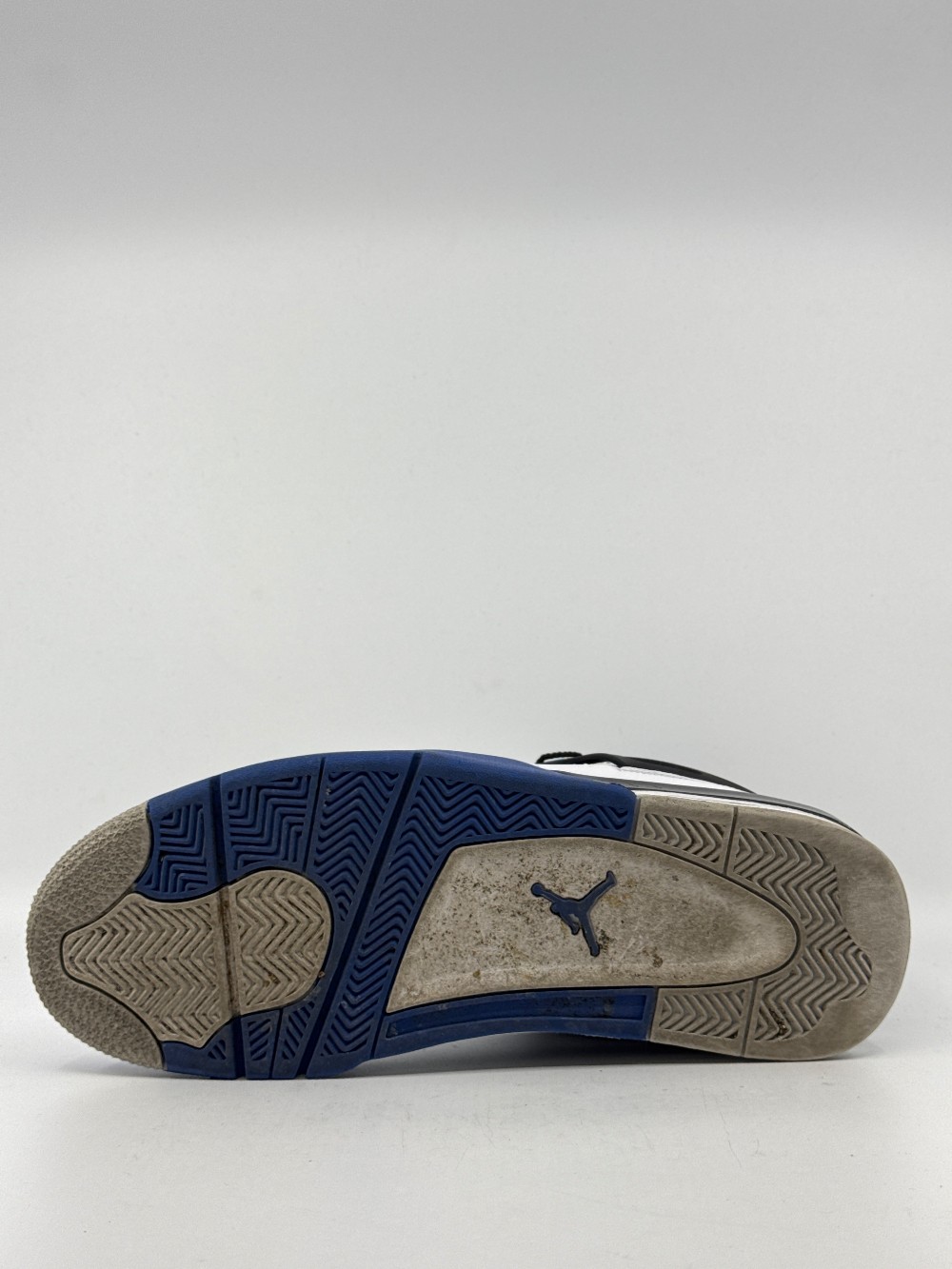 *USED* AJ 4 - MOTORSPORTS (2017)