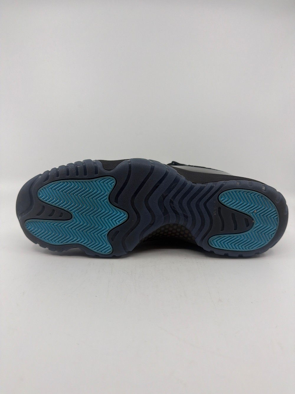 *USED* AJ 11 - GAMMA BLUE (2025)