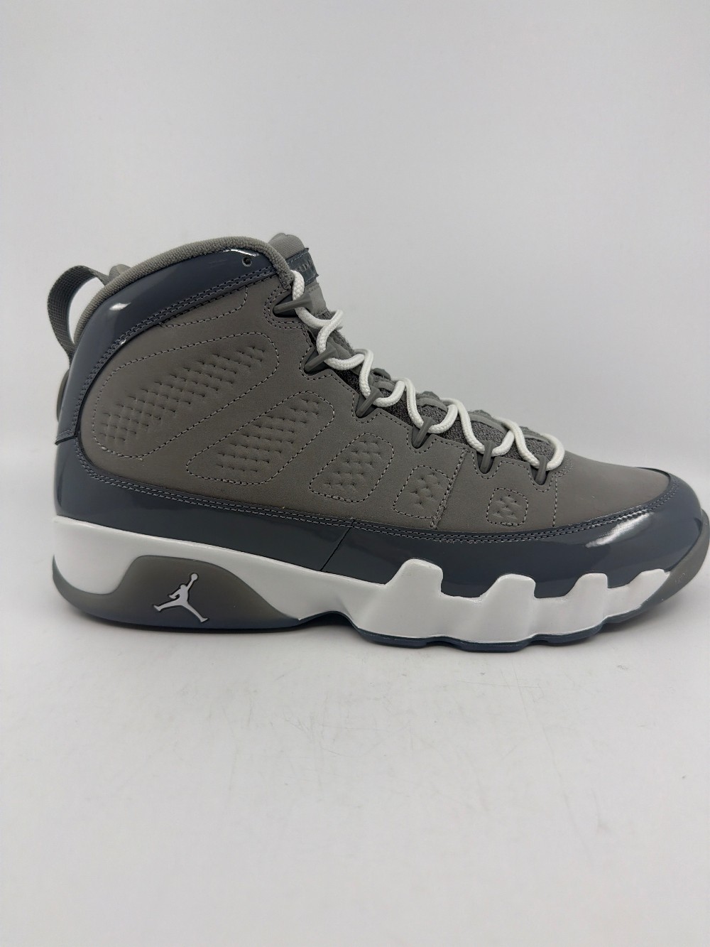 AJ 9 - COOL GREY (2025)