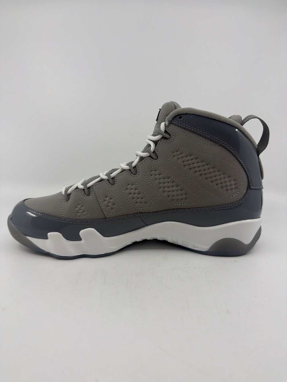 AJ 9 - COOL GREY (2025)
