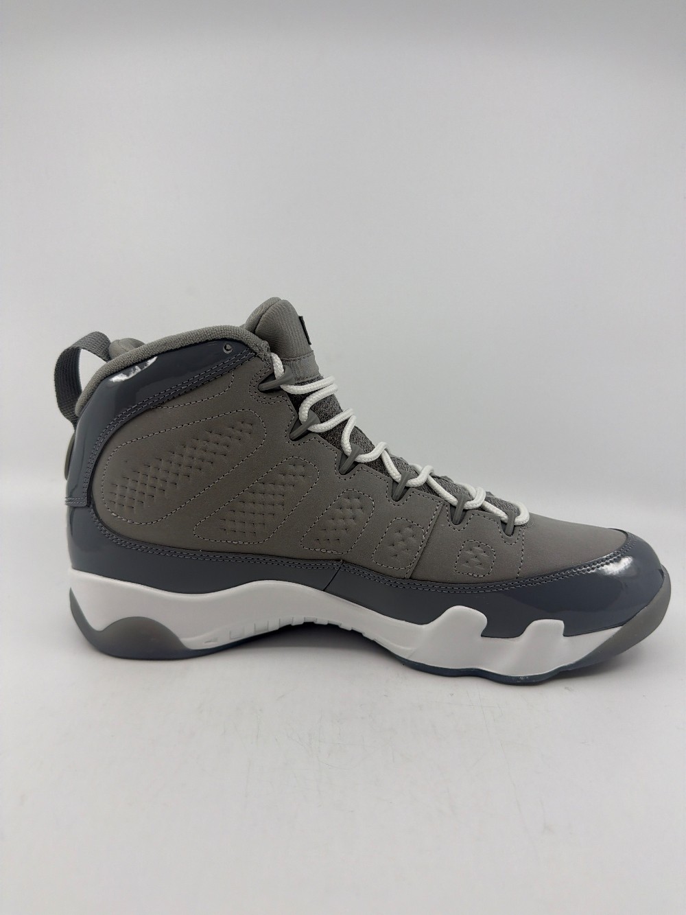 AJ 9 - COOL GREY (2025)