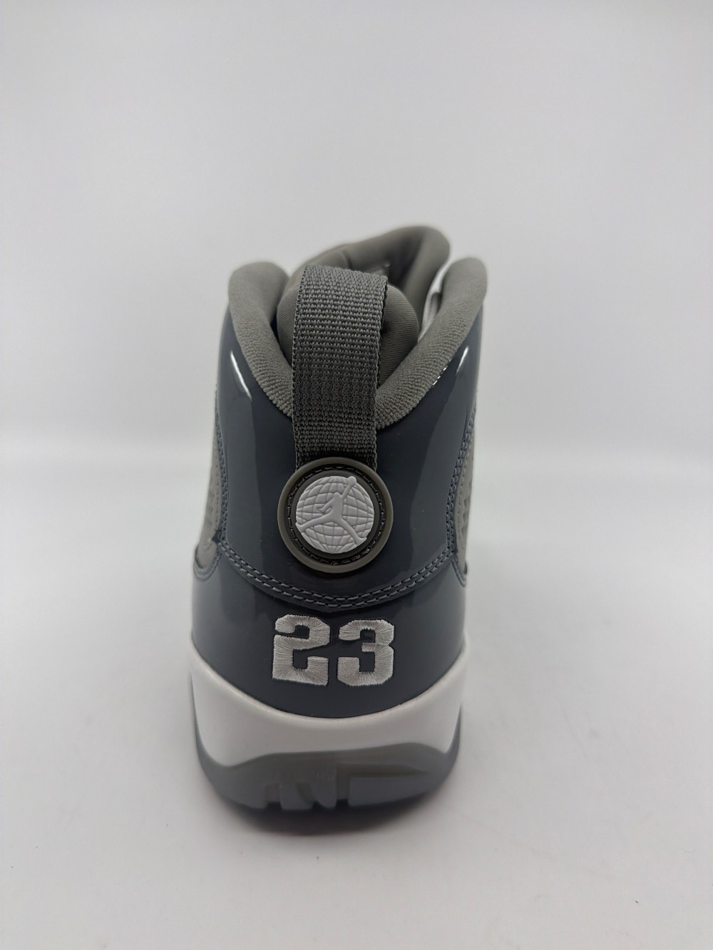 AJ 9 - COOL GREY (2025)