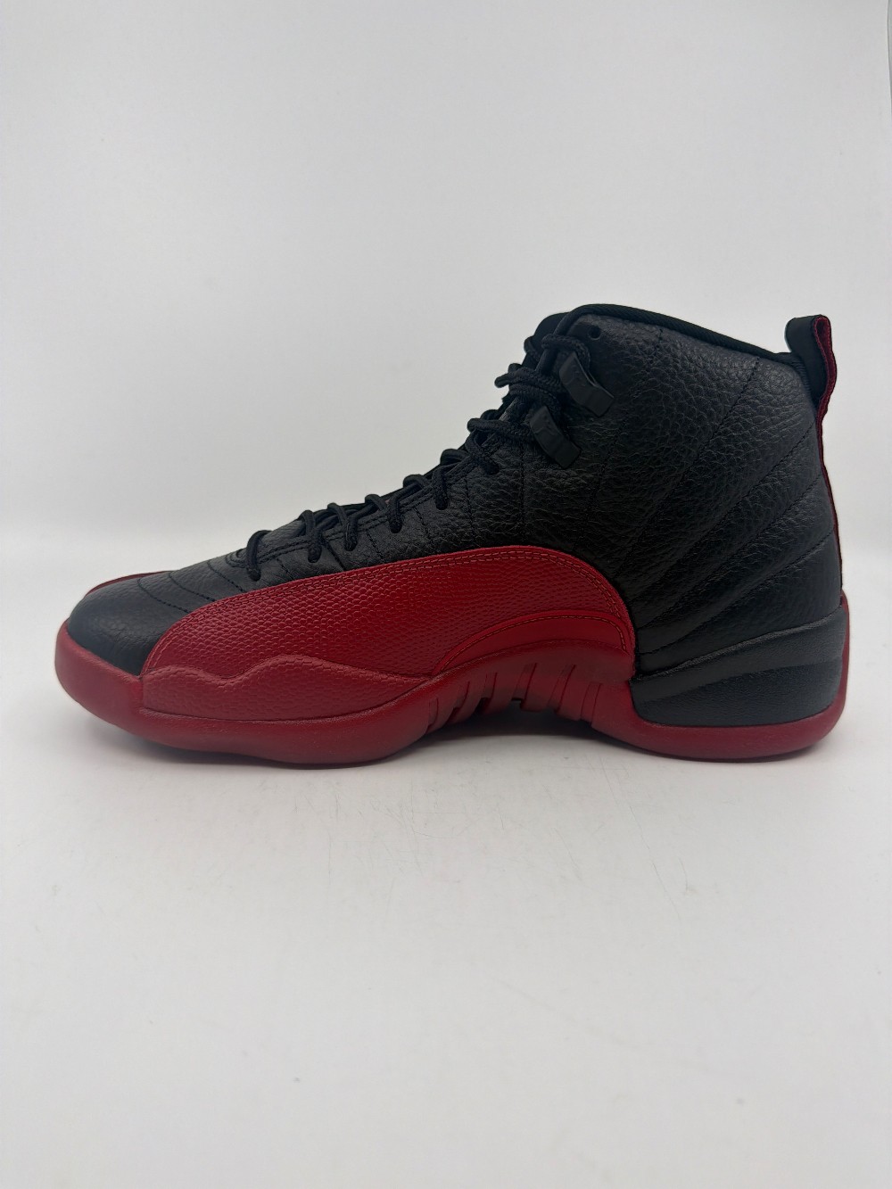 AJ 12 - FLU GAME (2025)