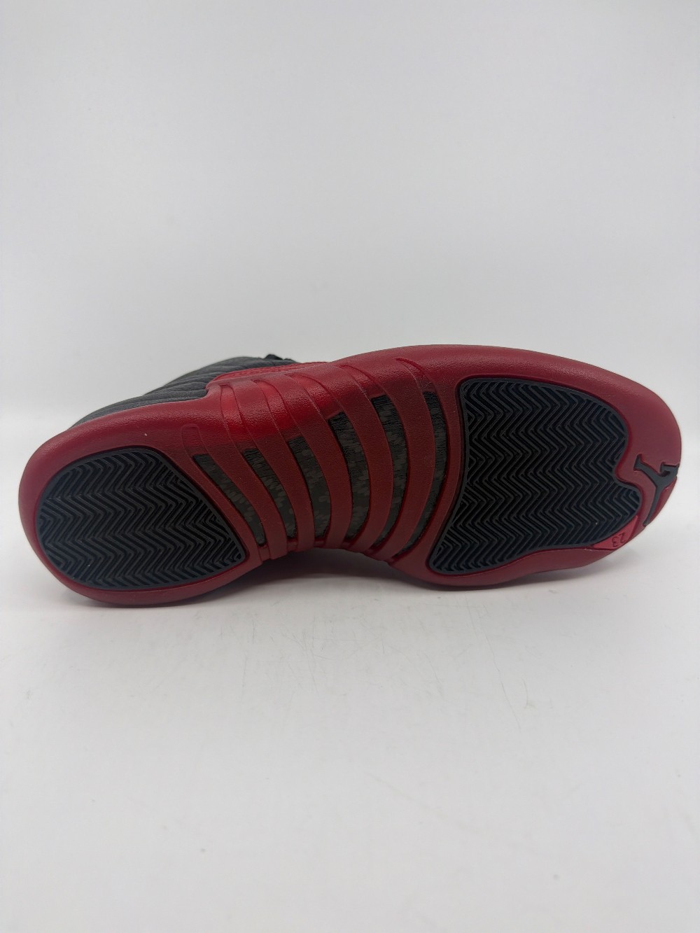 AJ 12 - FLU GAME (2025)