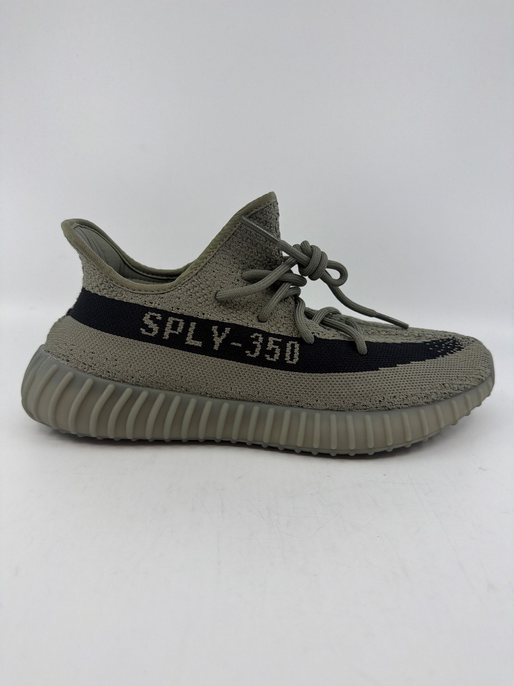 *USED* YEEZY BOOST 350 V2 - GRANITE