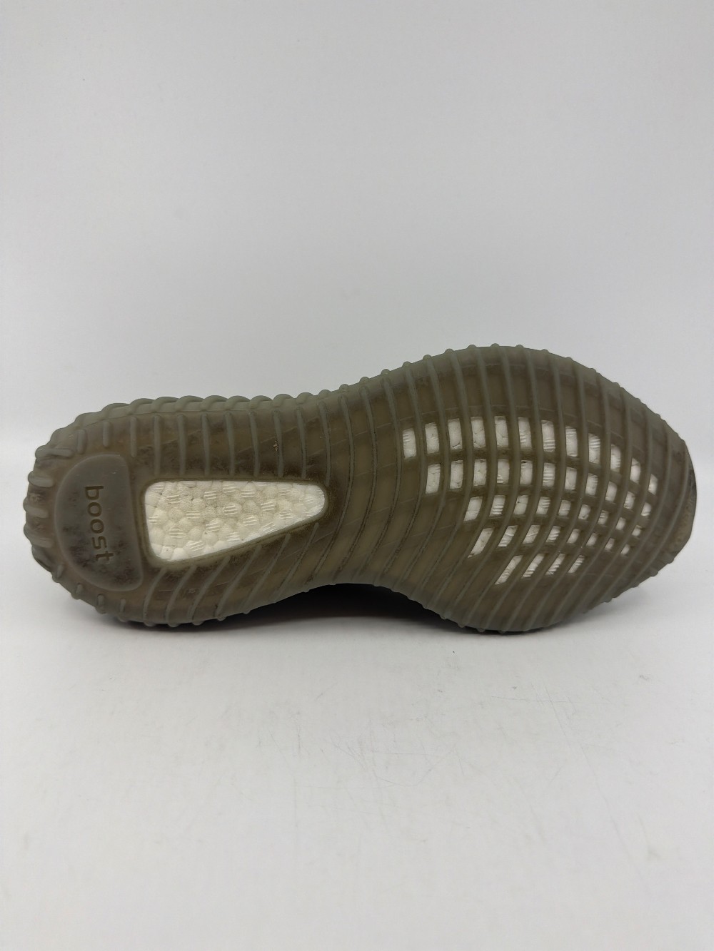 *USED* YEEZY BOOST 350 V2 - GRANITE