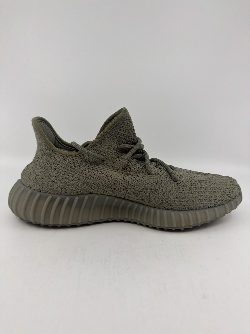 *USED* YEEZY BOOST 350 V2 - GRANITE