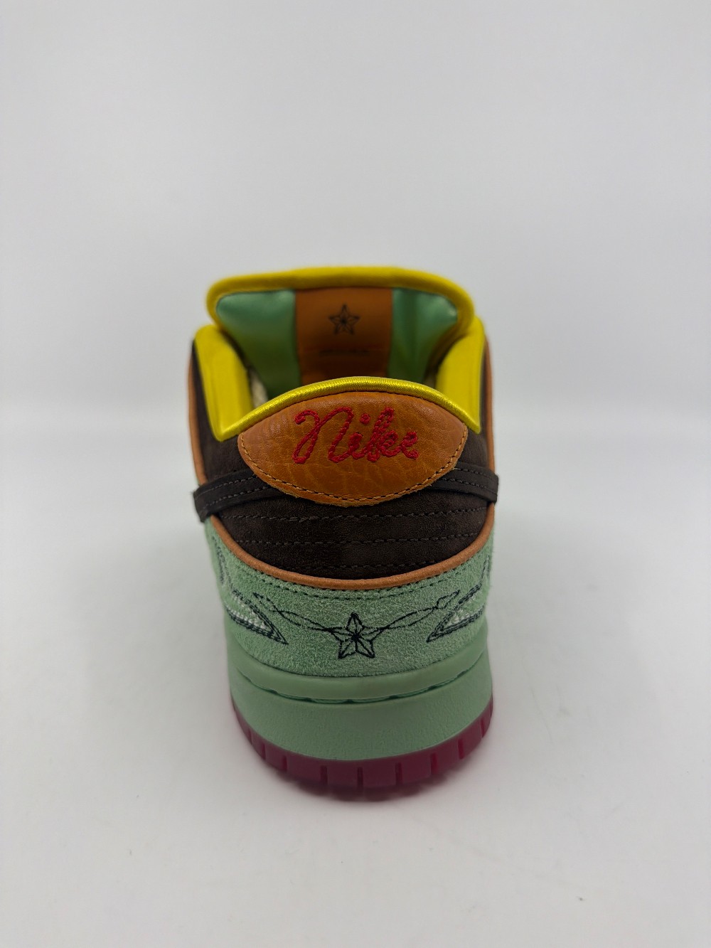 *VNDS* NIKE SB DUNK LOW - RODEO TOURMALINE