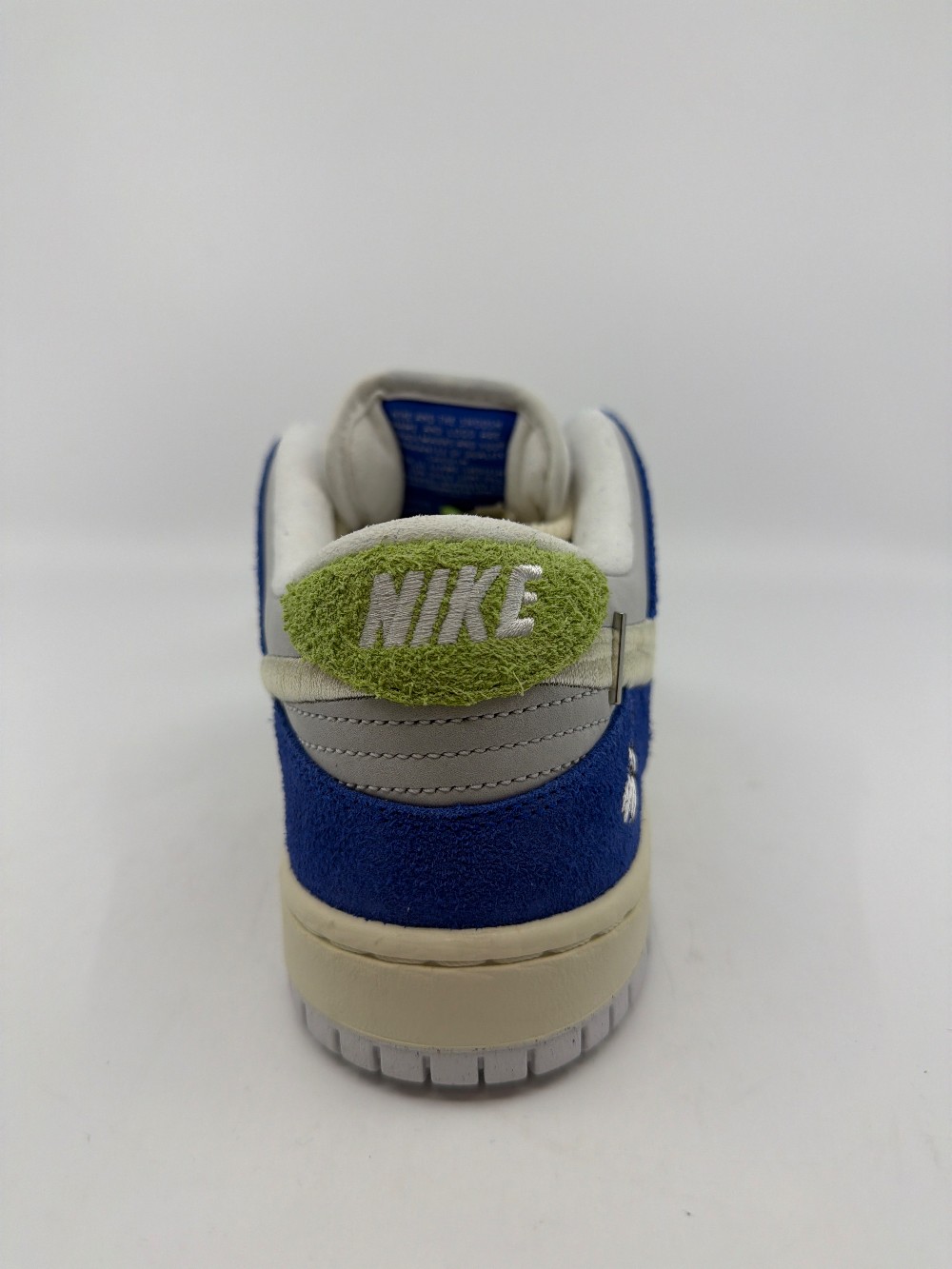 NIKE SB DUNK LOW - FLY STREETWEAR GARDENIA