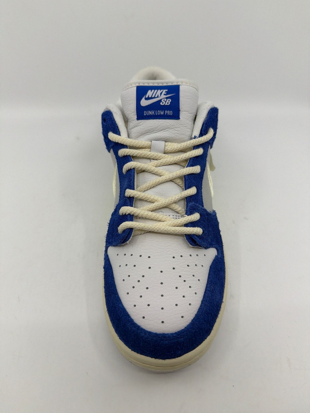 NIKE SB DUNK LOW - FLY STREETWEAR GARDENIA