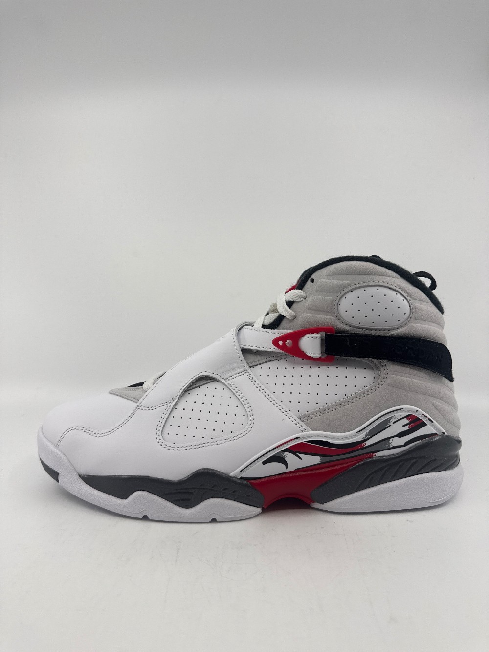 AJ 8 - WHITE TRUE RED (2025)