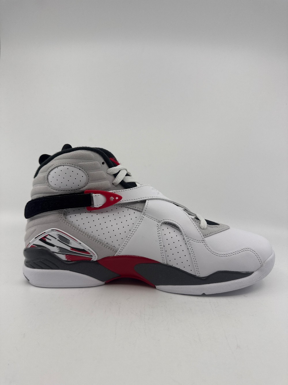 AJ 8 - WHITE TRUE RED (2025)