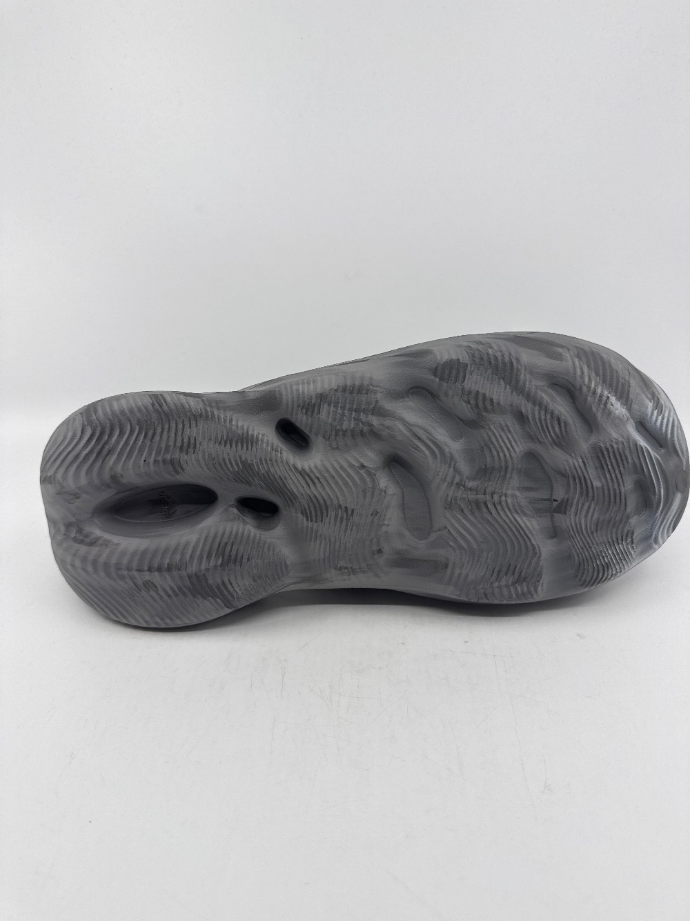 YEEZY FOAM RUNNER - MX GRANITE