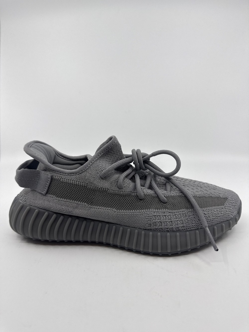YEEZY 350 BOOST V2 - STEEL GREY